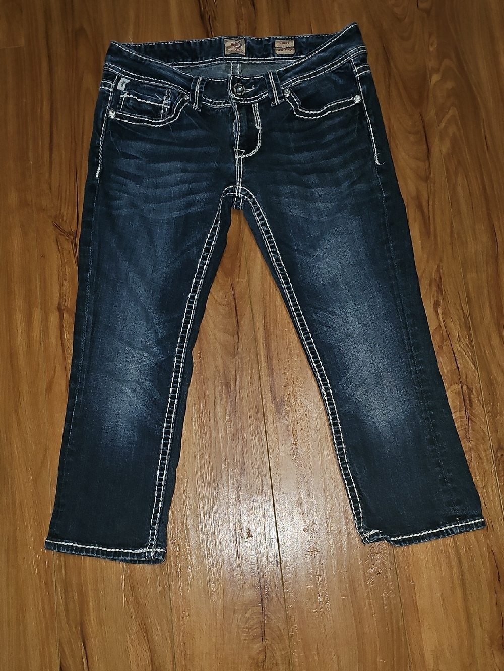 Studio 5 Capri Jeans